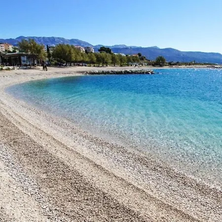 Spacious With Balcony, Close To The Znjan Apartament *