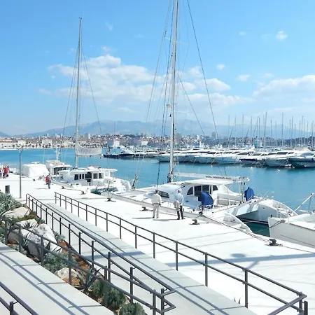 Spacious With Balcony, Close To The Znjan * Split