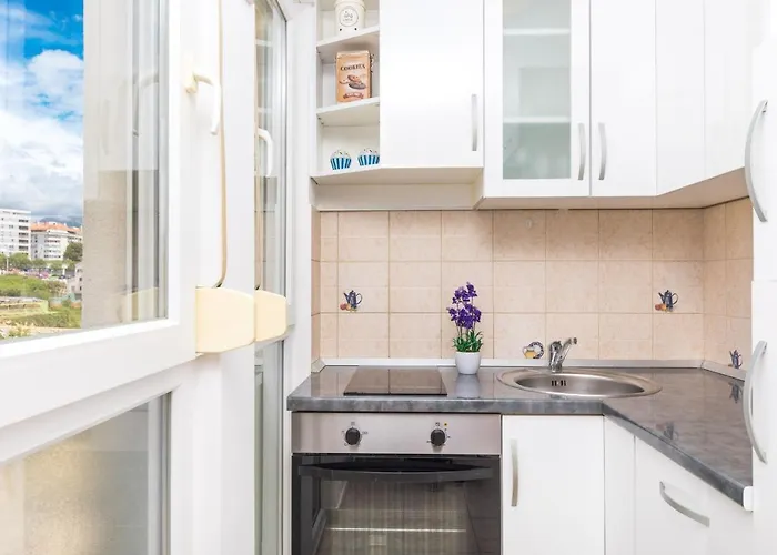 Apartamento Spacious With Balcony, Close To The Znjan Split