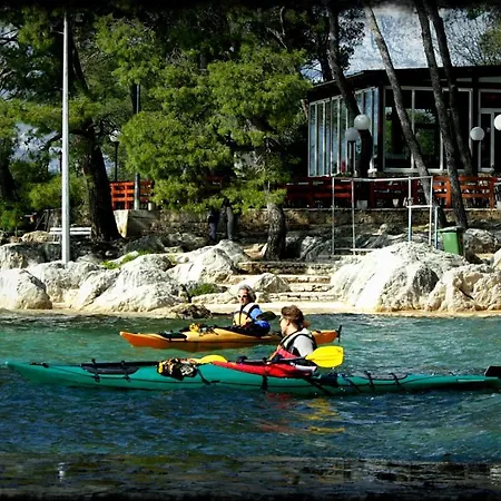 Spacious With Balcony, Close To The Znjan * سبليت